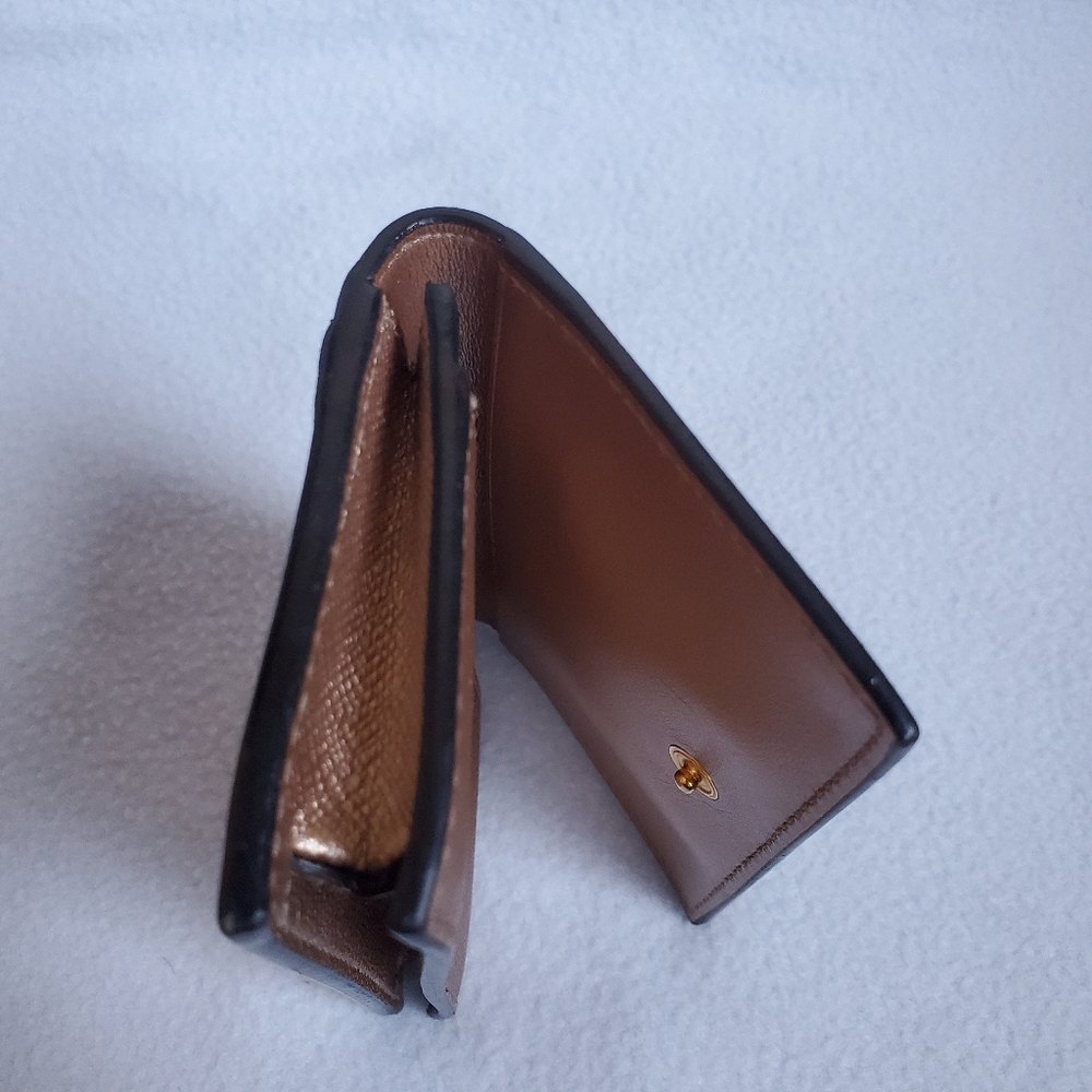 Prada Cardcase - Picture 4 of 9